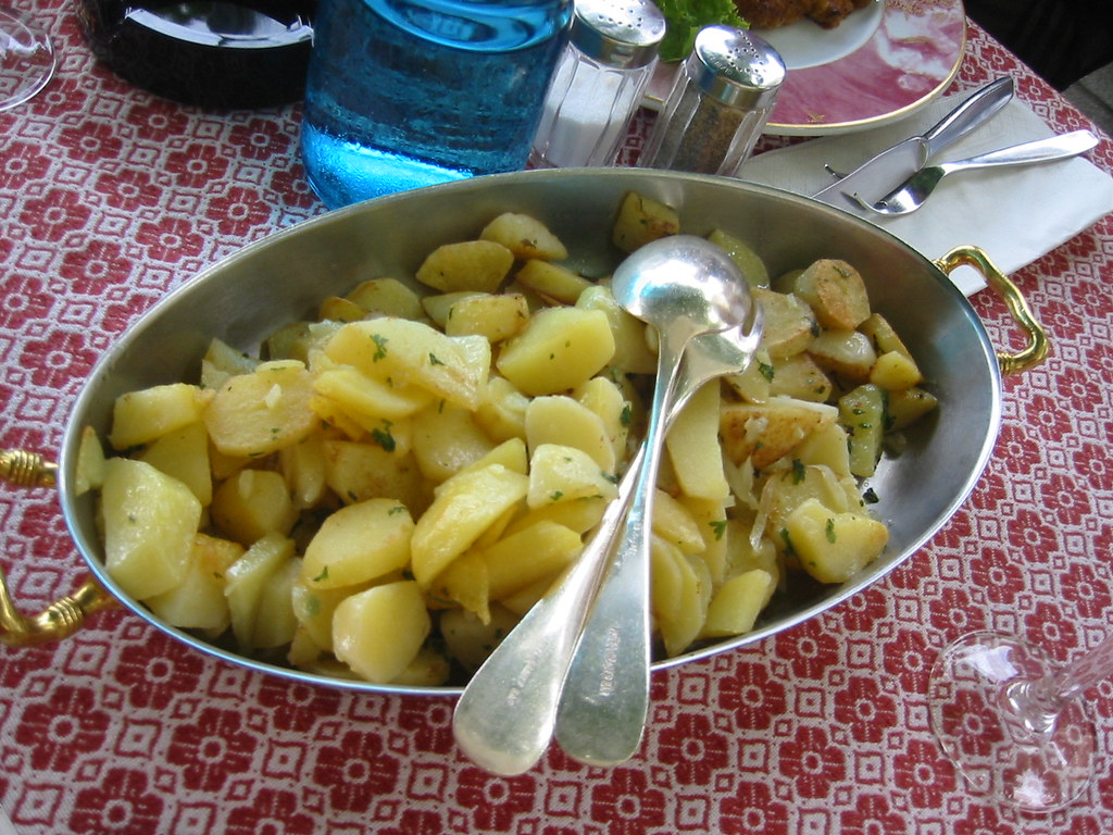 Home-style potatoes with onion and mushrooms