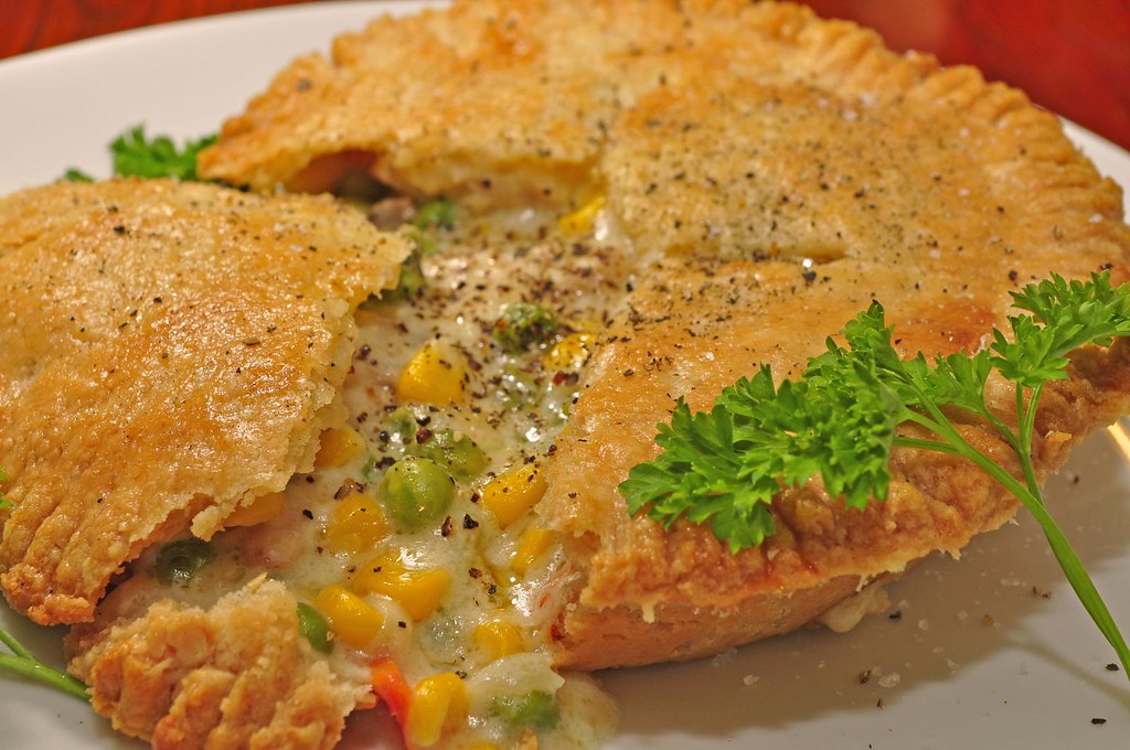 Kurnik (chicken pie) (per 100 g)