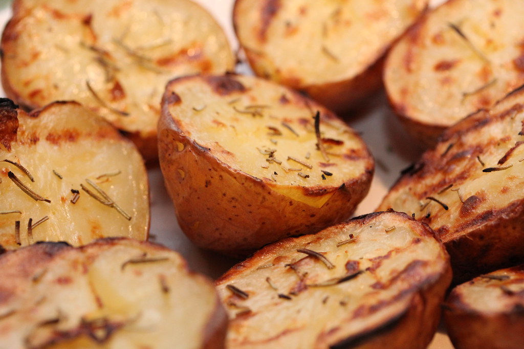 Grilled potatoes (per 100 g)