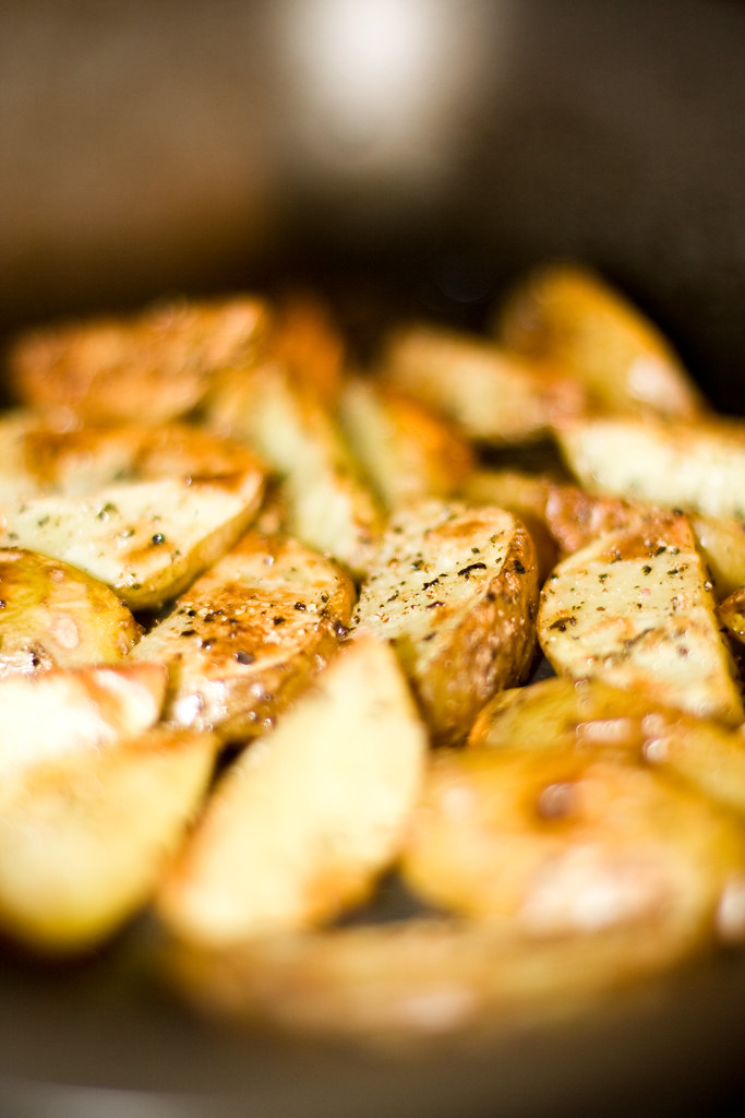 Potato wedges (per 100 g)